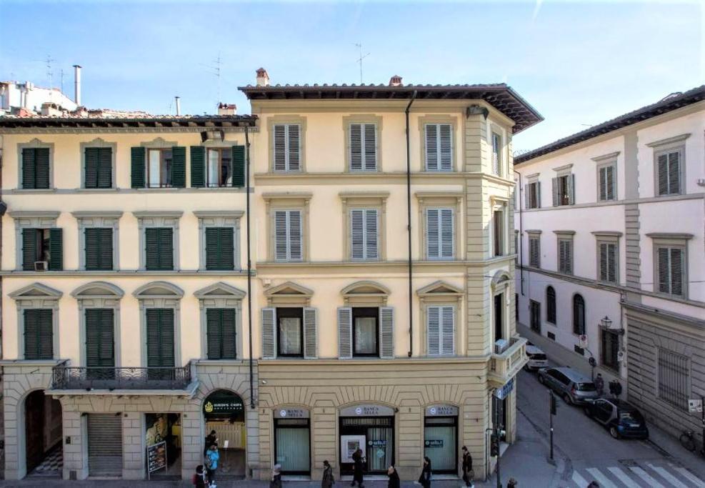 Charming Suite Cavour Heart Of Флоренция Экстерьер фото