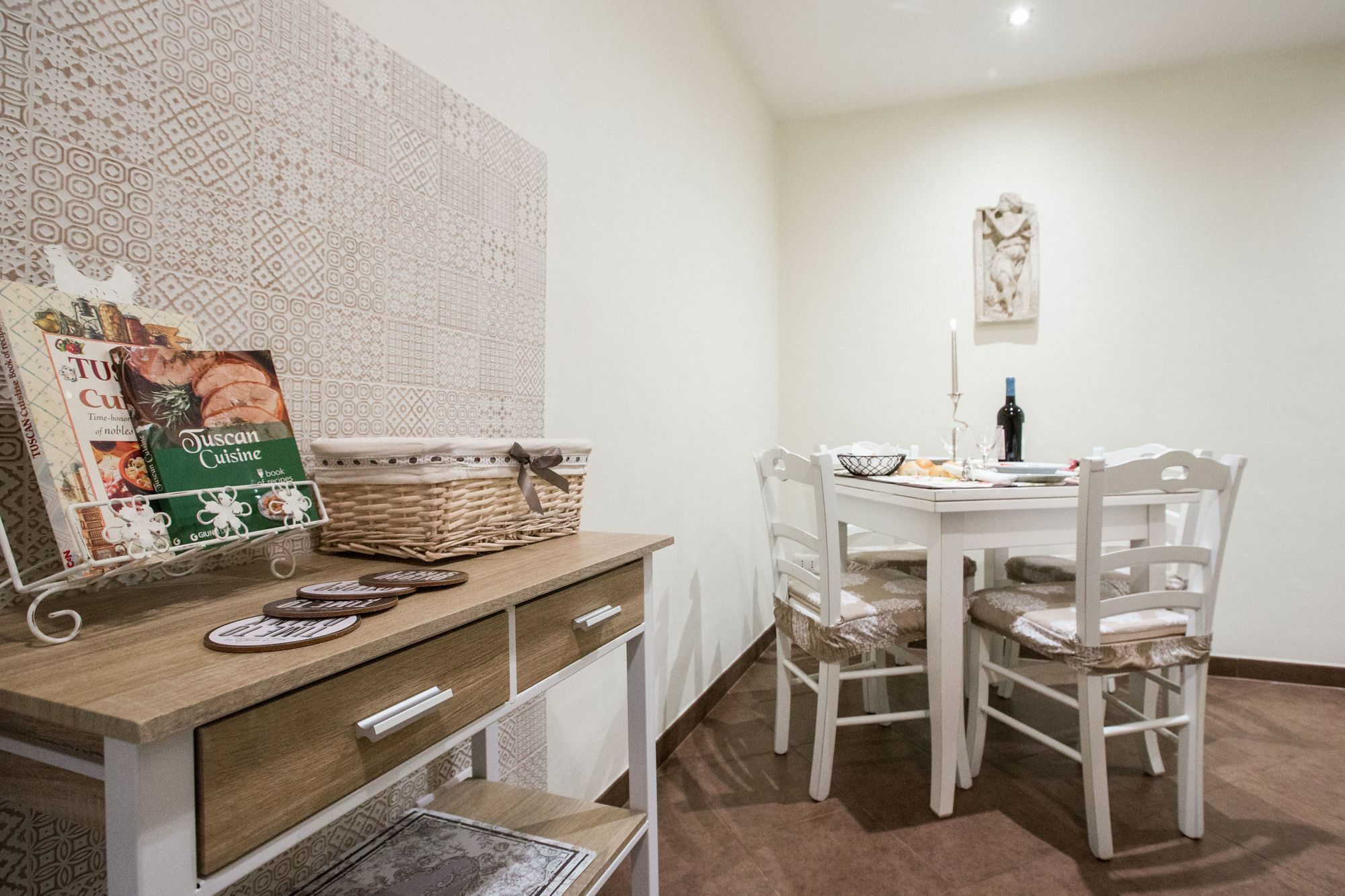 Charming Suite Cavour Heart Of Флоренция Экстерьер фото